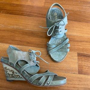 Neosens Platform Sandals